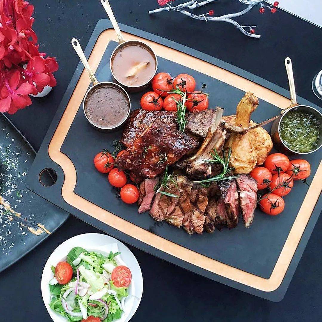 肉食者的年终狂欢：狮城“烤肋排”前来报道