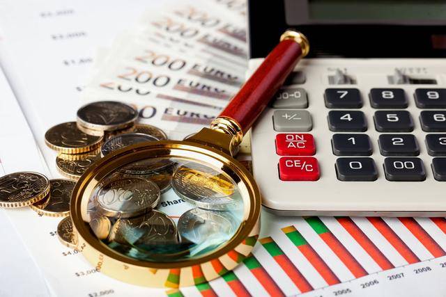 新加坡在国际金融和商业中心的地位如何