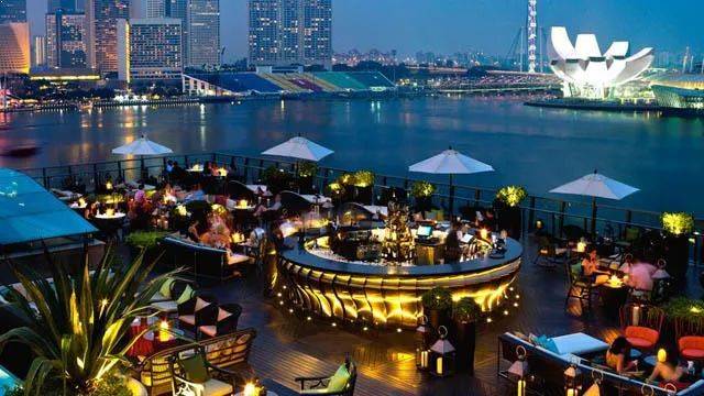 跨年去哪儿？来新加坡这几家skybar, 360°俯瞰超级无敌夜景