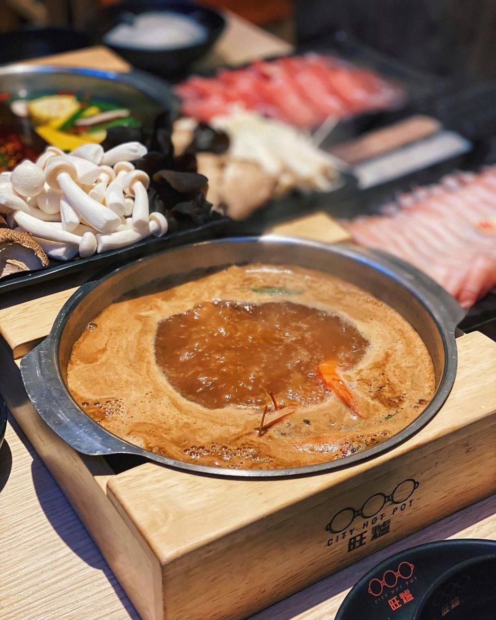 火锅专场!一人一锅“火锅店”,独自涮肉不寂寞😎 火锅套餐最低只从S$5起