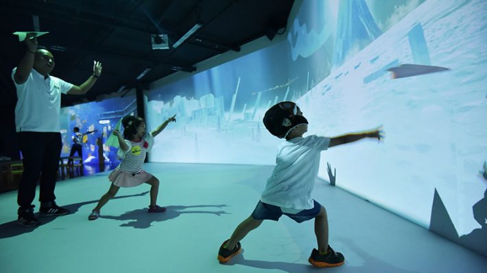 mosh-paper-plane-adventure