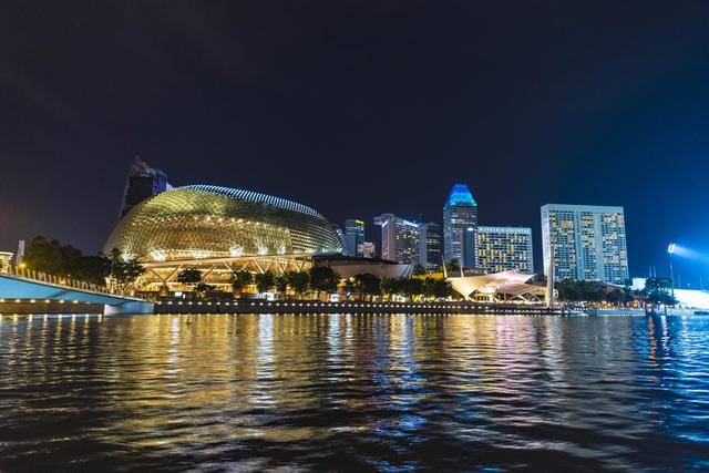 新加坡的夜景去哪里看？卡拉码头一定不要错过