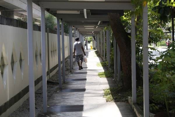 脚踏车撞女童伤左眼 18岁送餐员被捕