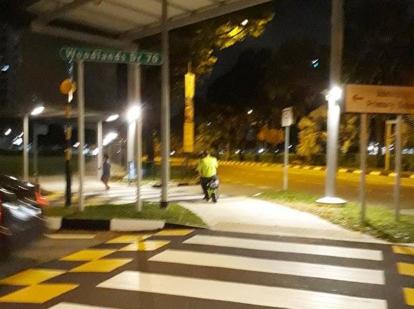 “这不是你爷爷的路！” 人行道路霸 打到人骨折