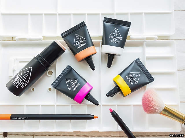 mobile01-b8bad994d2edd6518fad823a9500b080