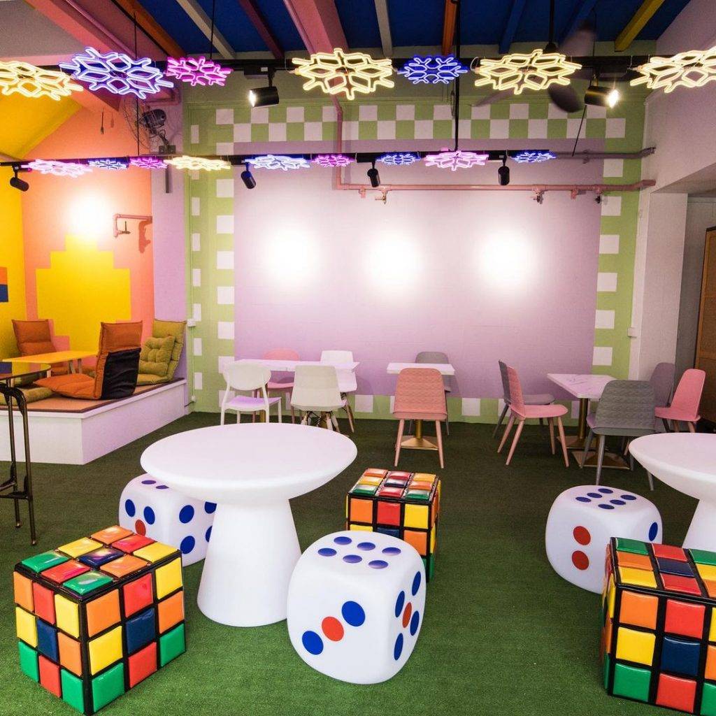 深夜甜品店✨芽笼“Sweet Hut Dessert 甜秘密”🍬糖果色空间、传统新潮糖水,营业到凌晨4点