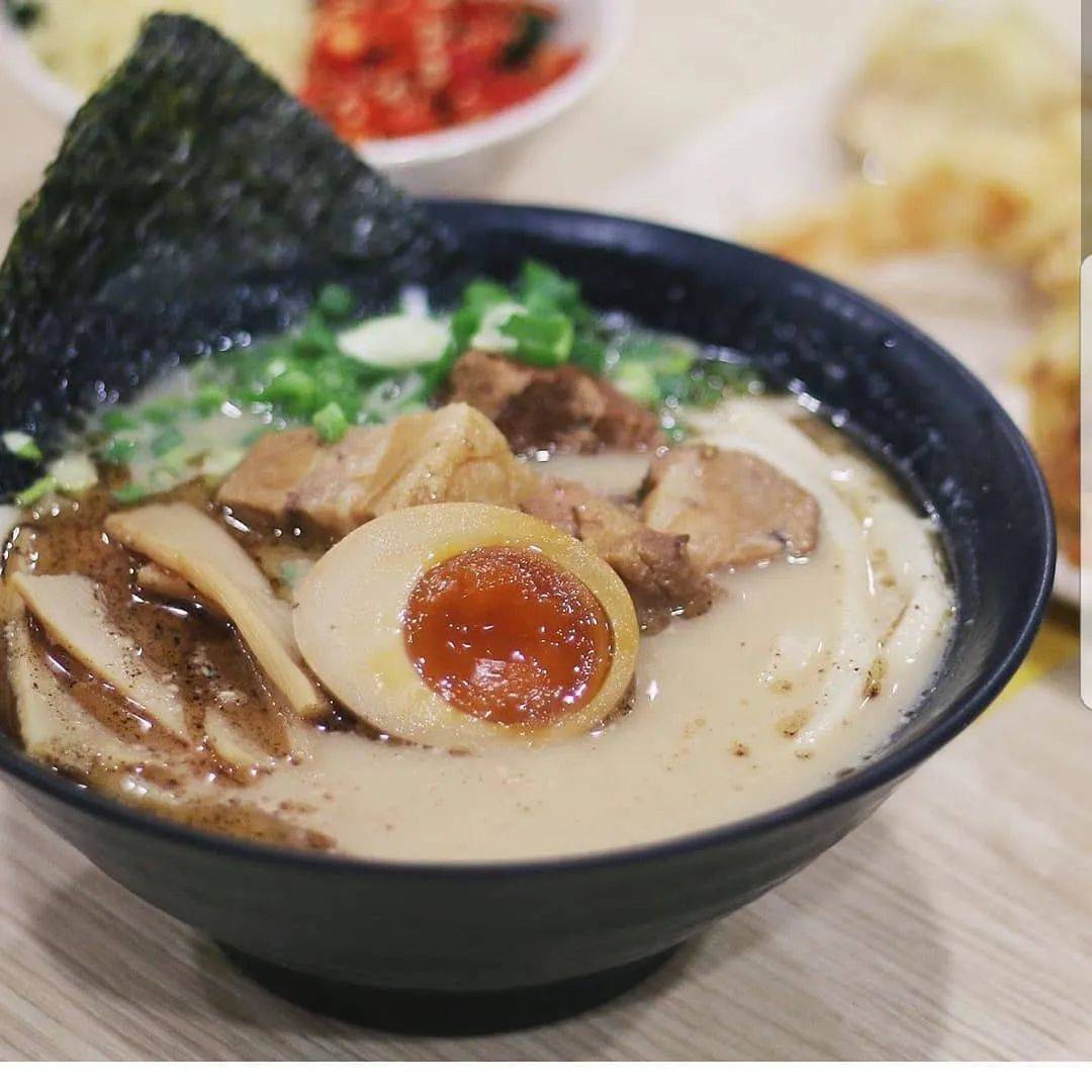 新加坡下起“长命雨”，适合配一碗嫩滑Q弹的地道日式乌冬面