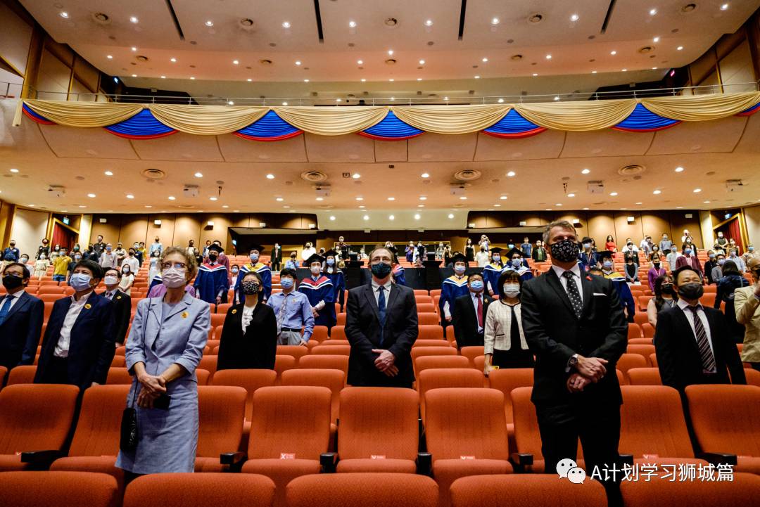 3月1日，南洋理工大学举办首场毕业典礼