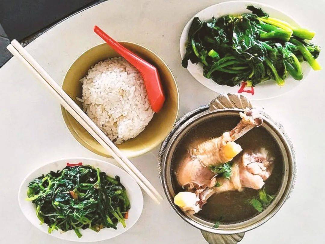 狮城高校美食 舌尖上的国大：你不能错过的食堂美食，约起