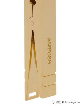 它,袷衣服卖五毛钱,但夹耳朵要买7xx新币