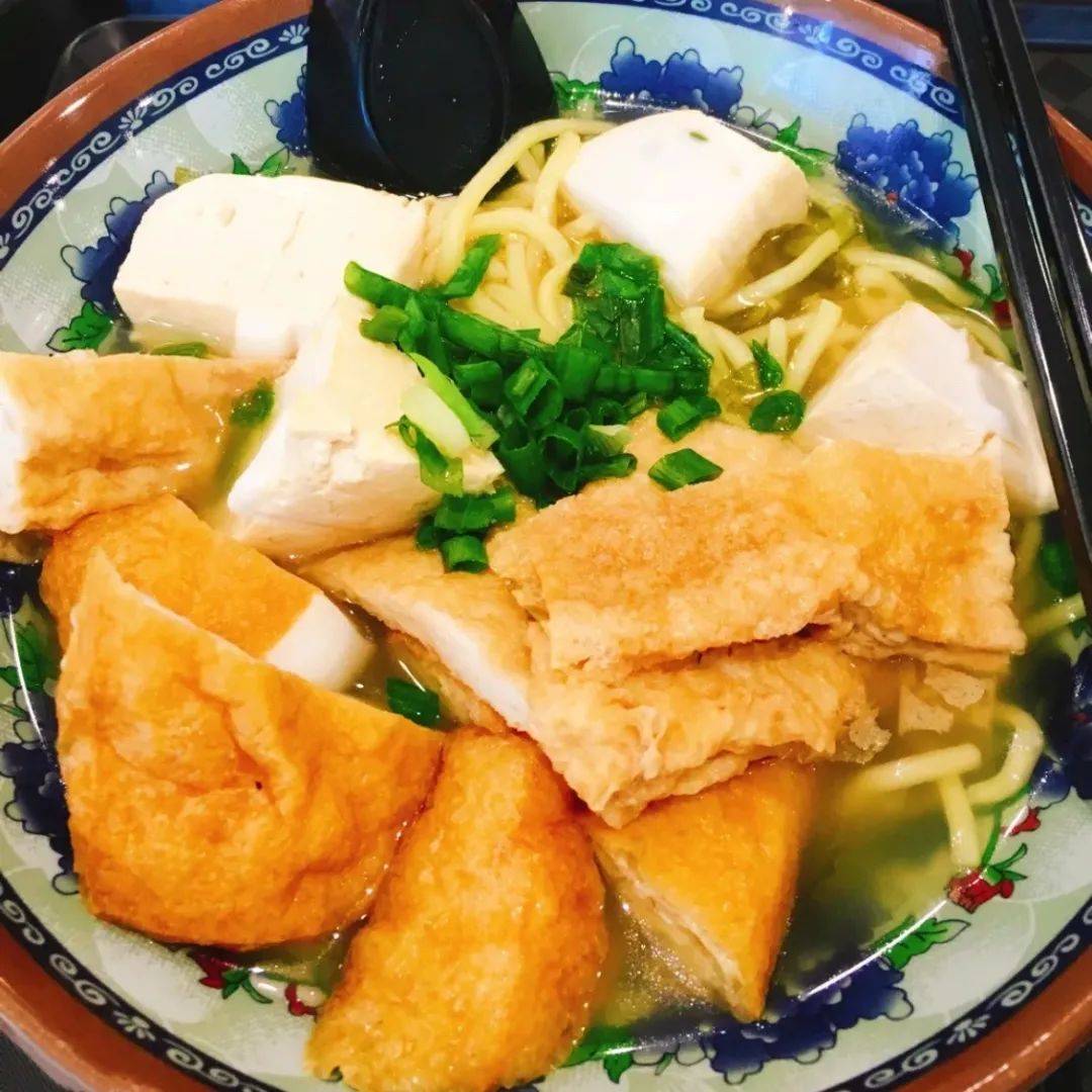 狮城高校美食 亚洲第一学府NUS周边这些宝藏美食小店，你确定都去过吗