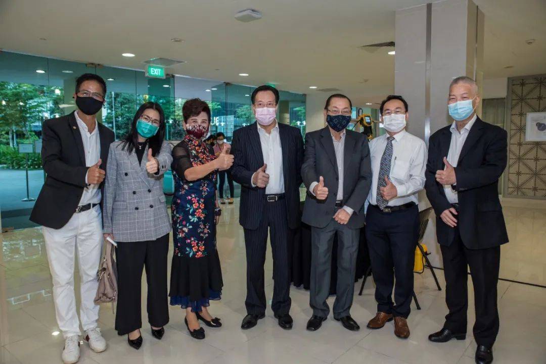 春城洋溢华夏情 不忘初心向前行