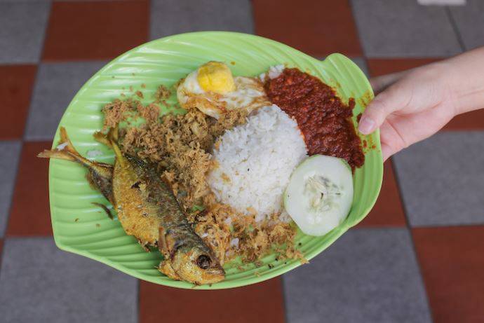 新马经典小食，这间Changi 著名椰浆饭！必吃