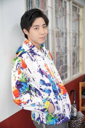 宗子杰凌晨3时去健身 穿无袖衣穿到怕