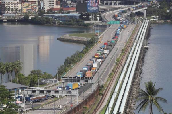 ◤肺炎疫情◢ 担心检测塞车提早出门 送货司机反困5小时