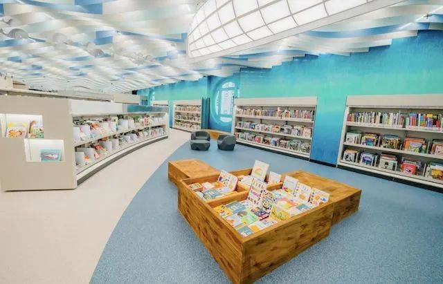 新加坡 假期来临，不妨带孩子泡一泡图书馆