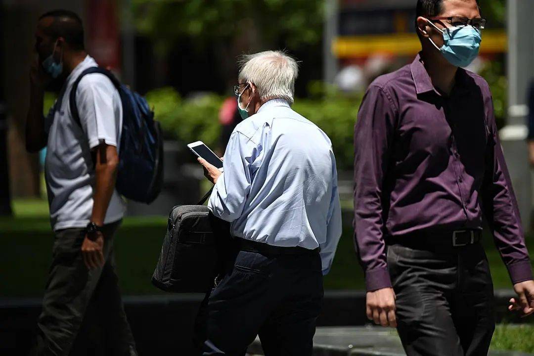 新加坡政府推出招聘奖励计划,首月超过5万人受益