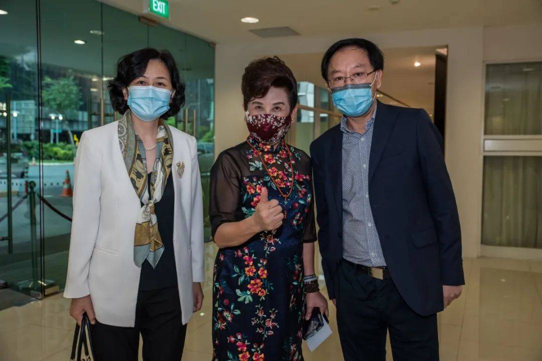 春城洋溢华夏情 不忘初心向前行