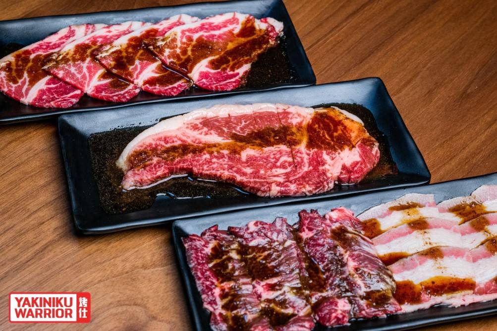 新加坡第一家咖啡馆里的日式烧肉；每份只需要$6++起