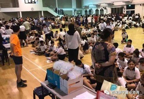 2020年A水准会考93.6％及格学子如何选择未来道路？疫情冲击下大学生全职就业率下滑至69.8％