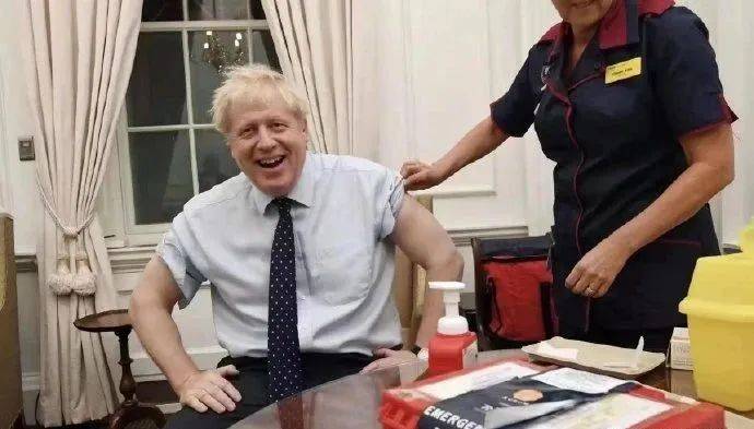 新加坡社区开始接种新冠疫苗！全球数十人接种辉瑞疫苗后死亡