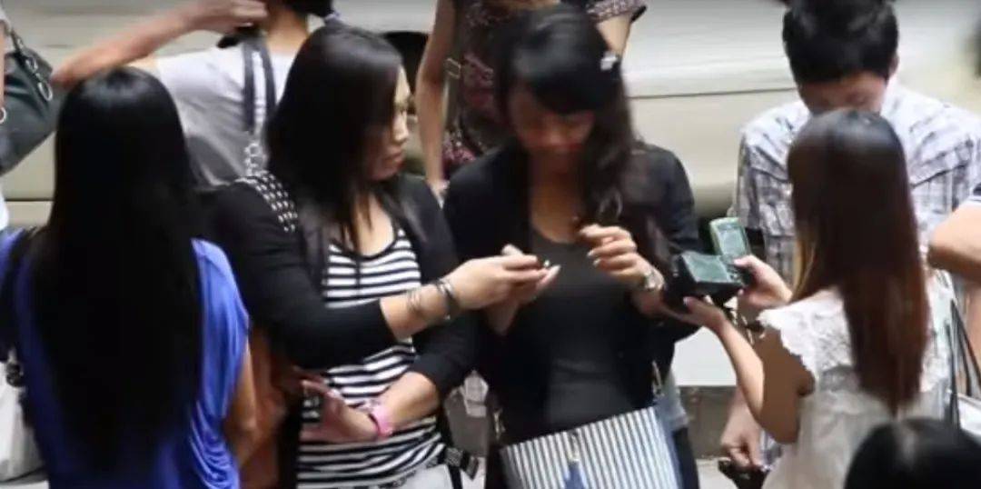 疫情下的新加坡女佣有多难找?撒谎、偷东西、乱交男友、还被几个家庭争着要