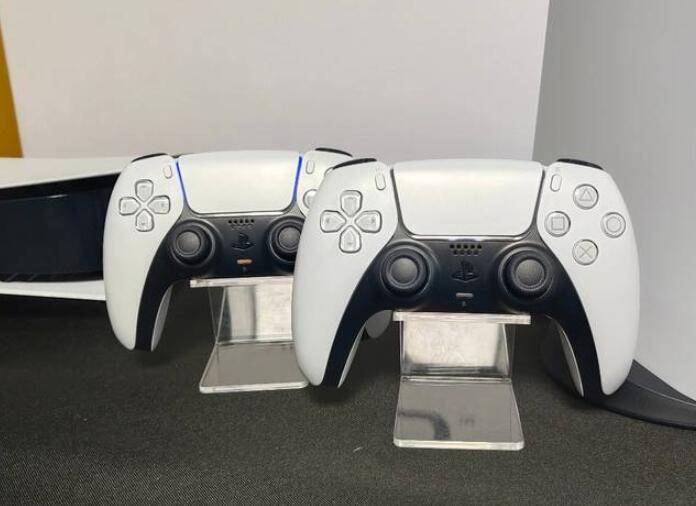 新加坡垃圾里真有干货？男子捡空盒居然转手卖30新元