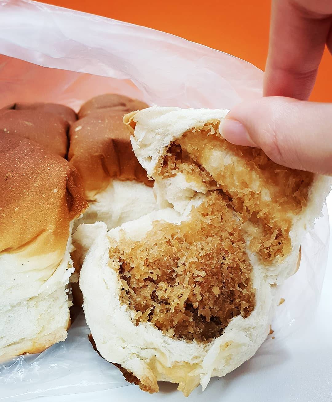 超级古早味 !不打烊的南洋风味“新丰隆面包店”大牌连锁店都用它🍞 开业50多年,全天营业无休息