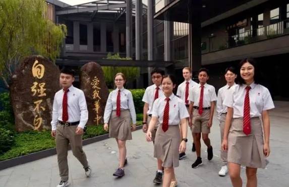 人口只有500万,新加坡为何可以拥有两所世界名校