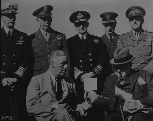 新加坡被迫从马来西亚独立的原因，和美国社会撕裂状况惊人相似