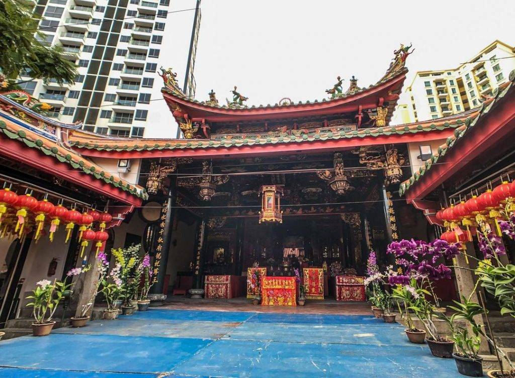 2021新年祈福🧧 新加坡“香火鼎盛”庙宇合集🧨 壮丽、灵验、百年古庙，走访一遍添好运