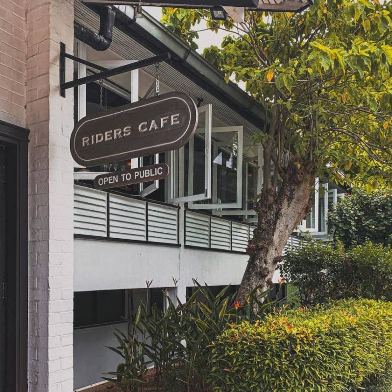 新加坡隐世咖啡厅！藏在马场里的Riders Cafe🐎 来一场慵懒偷闲早午餐，治愈那颗想旅游的心
