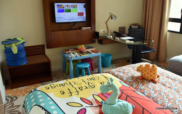 Swissotel Merchant Court Family Room (2) (1)