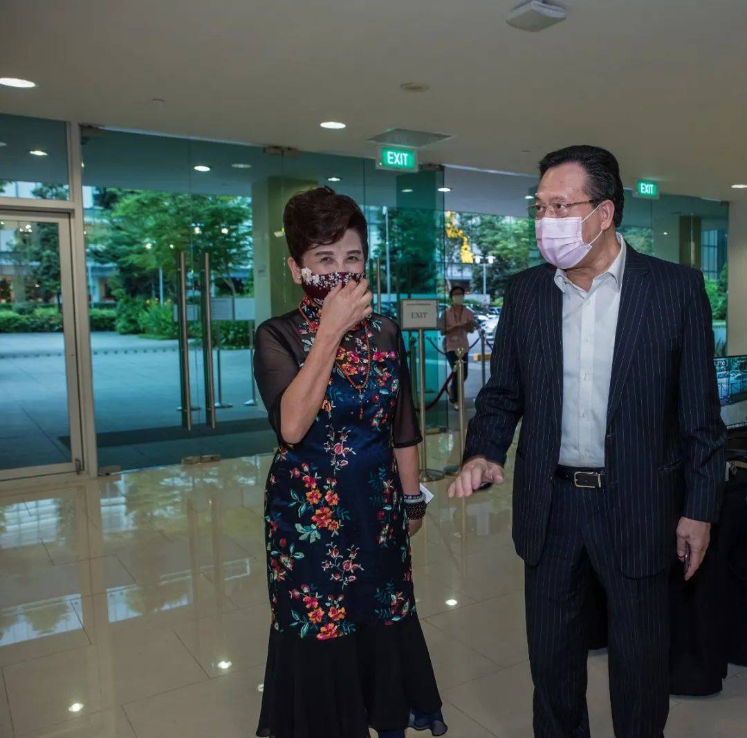 春城洋溢华夏情 不忘初心向前行