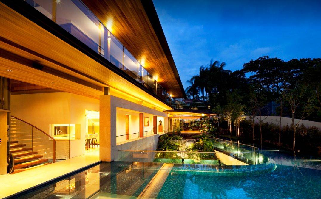 外媒曝海底捞创始人家族，在新加坡壕砸2亿买了个洋房