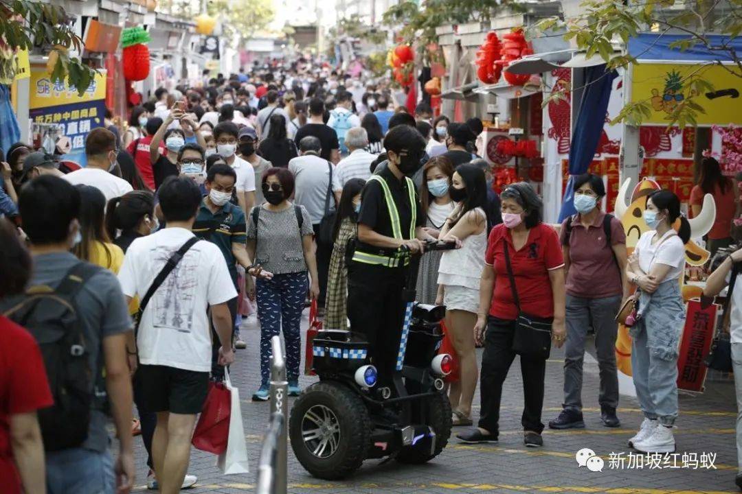 死气沉沉是新闻，车水马龙更是大新闻，牛车水商贩牛年无处话凄凉