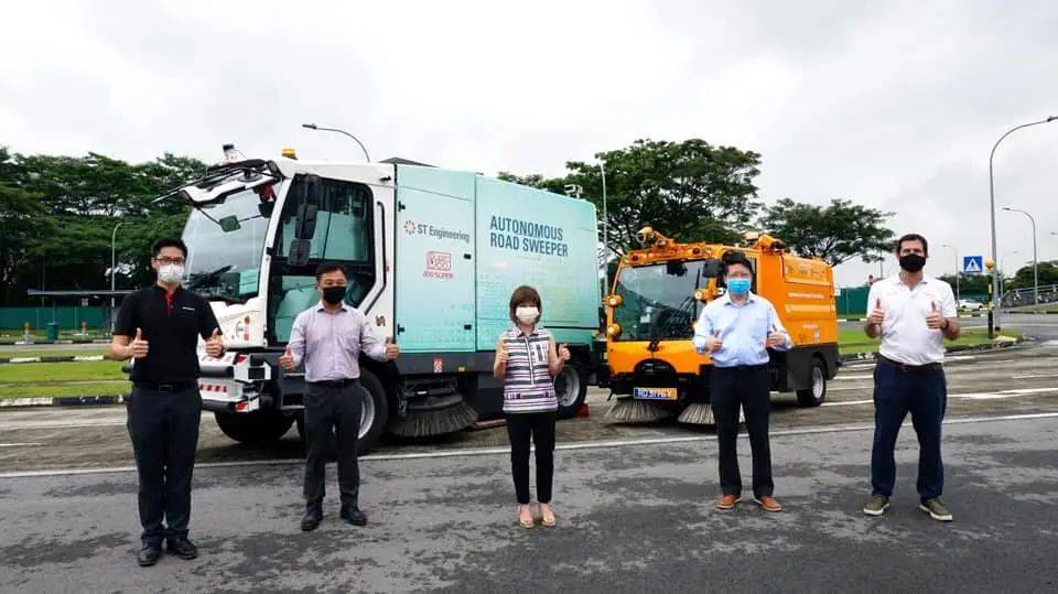 继无人驾驶校车后，无人清道车在 NTU 展开测试