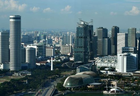 新加坡北部PSI指数前晚一度破百