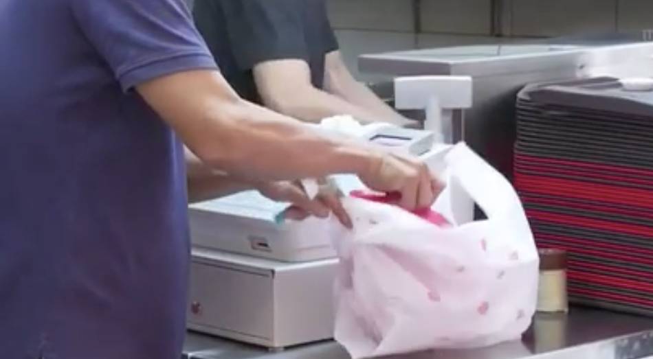 如果新加坡食阁不再提供一次性打包盒?!你怎么看