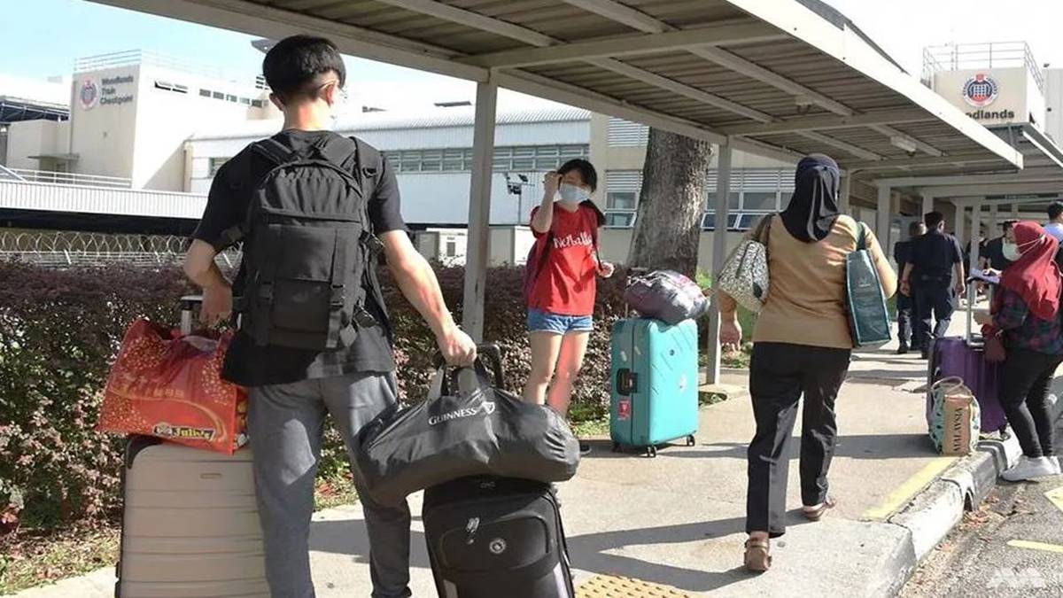 新加坡人只想做白领工作,许多行业还是需要马劳