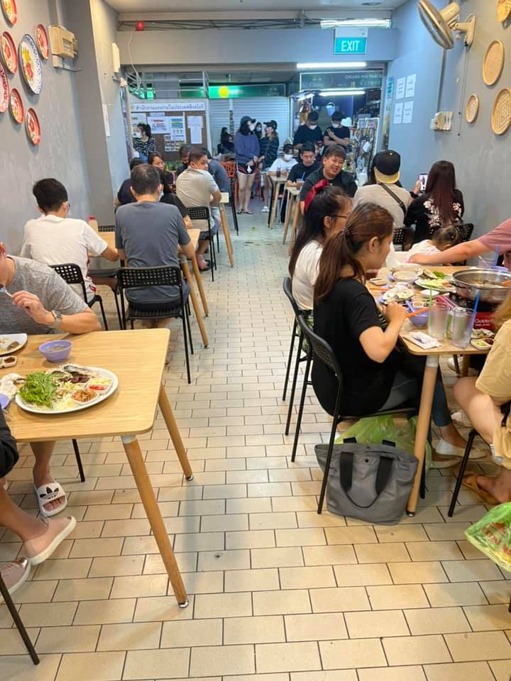 Golden Mile Complex藏惊喜✨泰式料理“Flying Pig”S$7起！螃蟹欧姆蛋、火锅“泰”美味啦