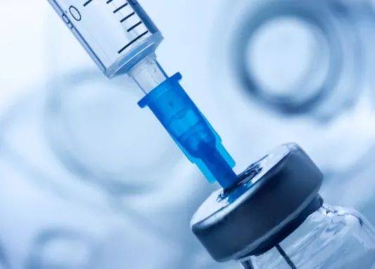 新加坡设立四个疫苗接种中心，已有6200人接种疫苗