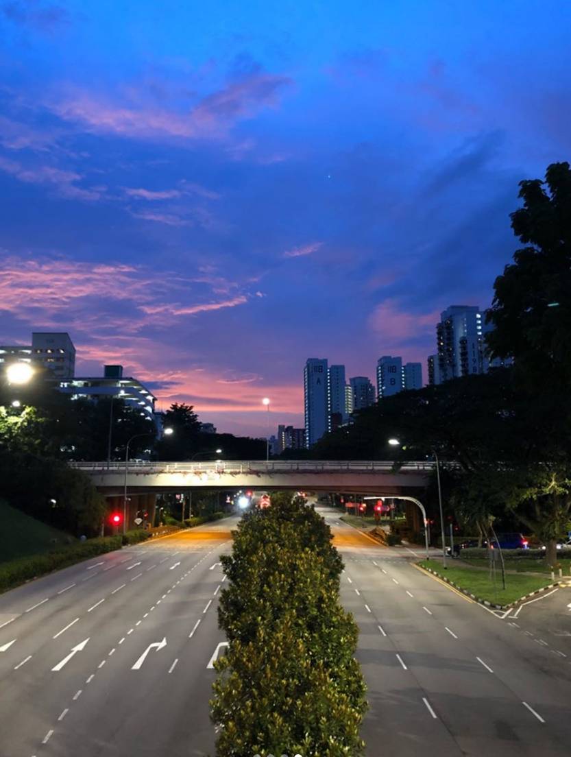 罕见！新加坡再现神奇天象，万道光芒从天空射下，50张美图刷屏