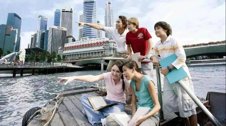 顺应未来职场需求吸引优秀学生报读，新加坡各理工学院纷纷推出新课程或新教学模式