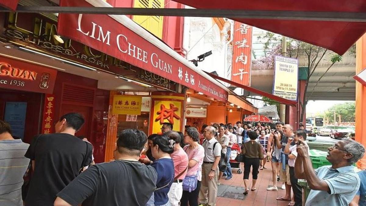 林志源开放顾客入店买肉干啦！兼职排队再度掀起