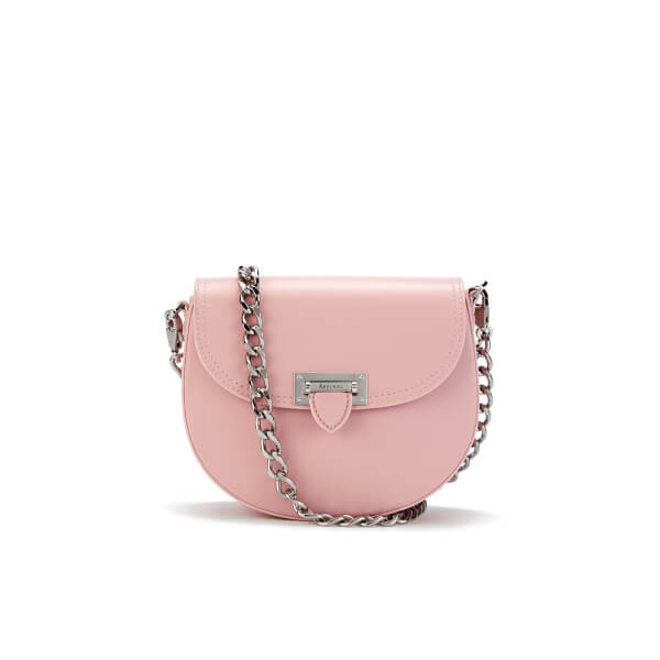 11280562-1174429120942914