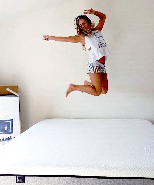 2021年开门红！雅诗兰黛专柜套装半价卖！250、120新币礼券四处飞，还能叠加12%返现！TANGS 2021首个会员日来了