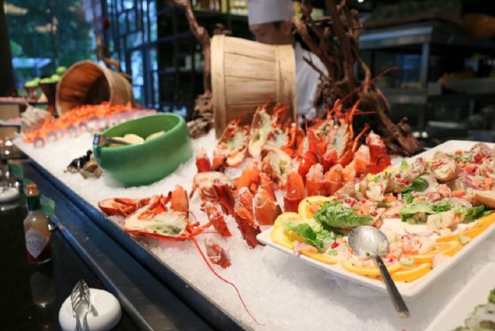 9880453_snippets-lobsterfest-at-lime-restaurant_t80c7bf25