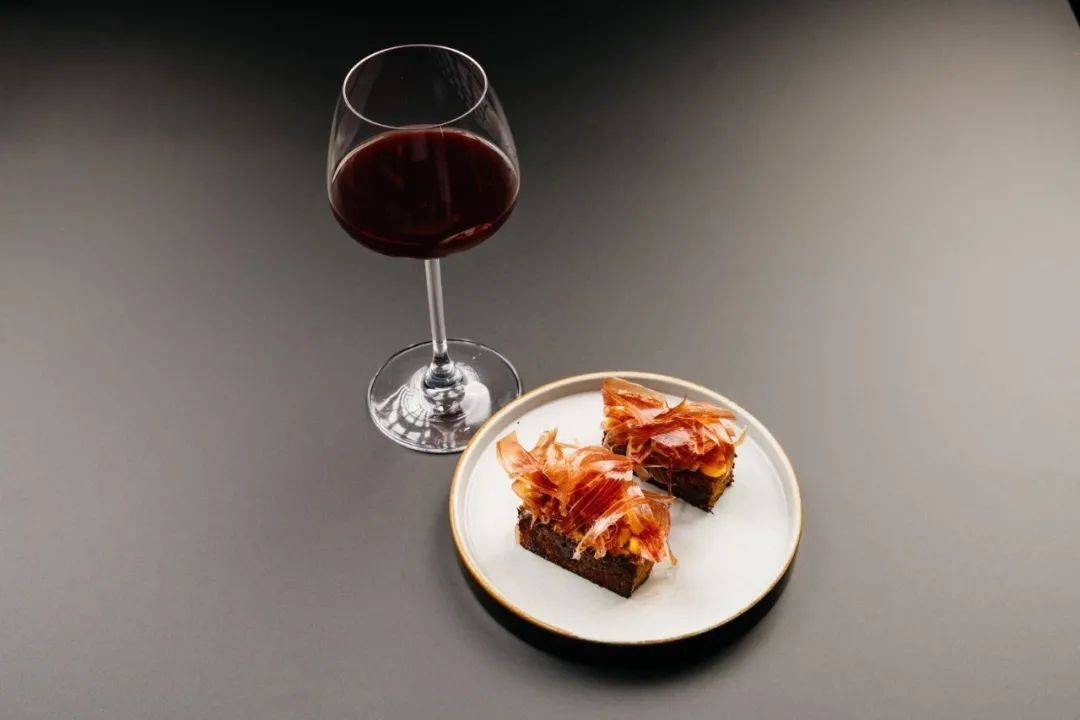 三家米其林餐厅联手三家酒吧,搞了点事情