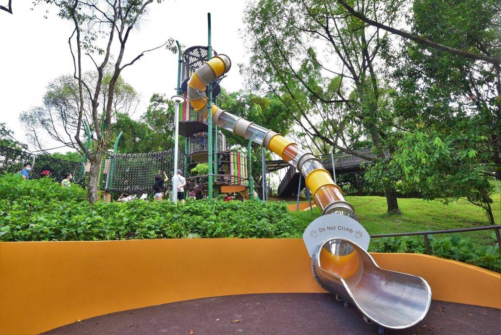 Bukit Batok全新游乐设施登场💥超长滑梯+绳索隧道+跑步栈道，大小朋友玩翻天💯